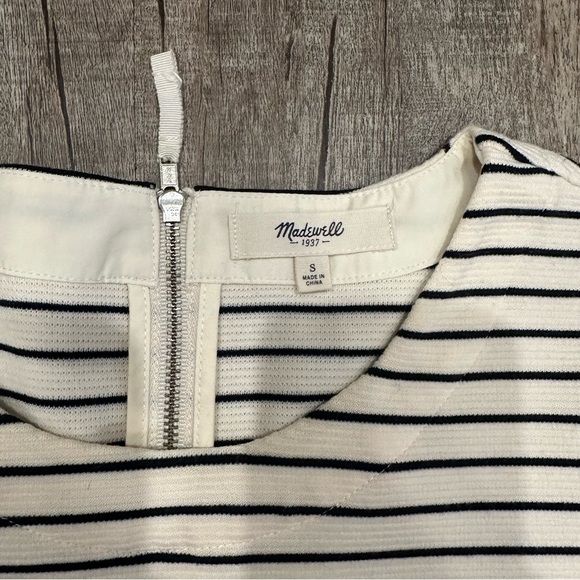 Madewell Mainsail Short Sleeve Striped Shirt Black White Red Women's Size Small - Picture 3 of 8